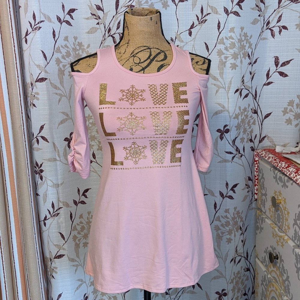 Jenna&Jessie, Pink Cold Shoulder. Size: 8